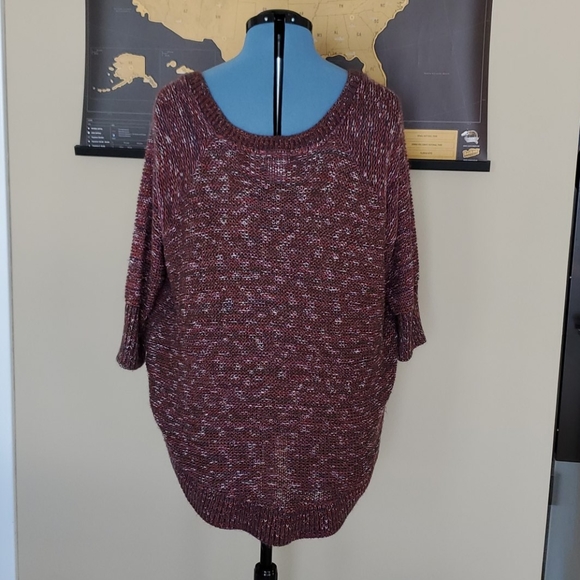 Dolmam sweater. 2X - Picture 3 of 7